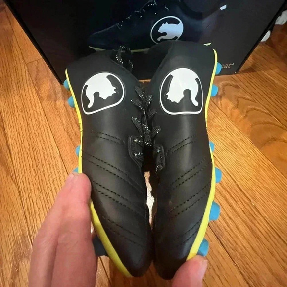 Puma pro cat speed force cleat big kid 4 black white blue soccer shoes cleats - Picture 11 of 17